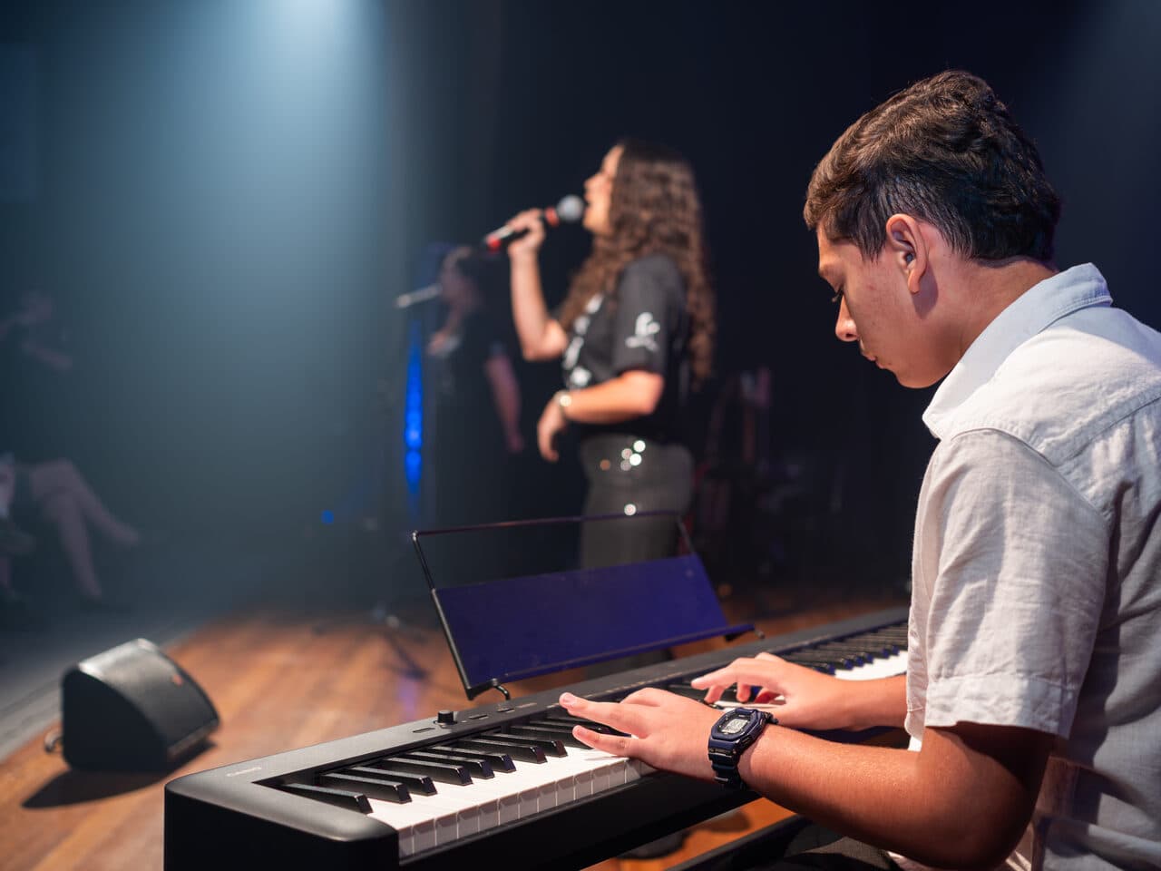 No palco
